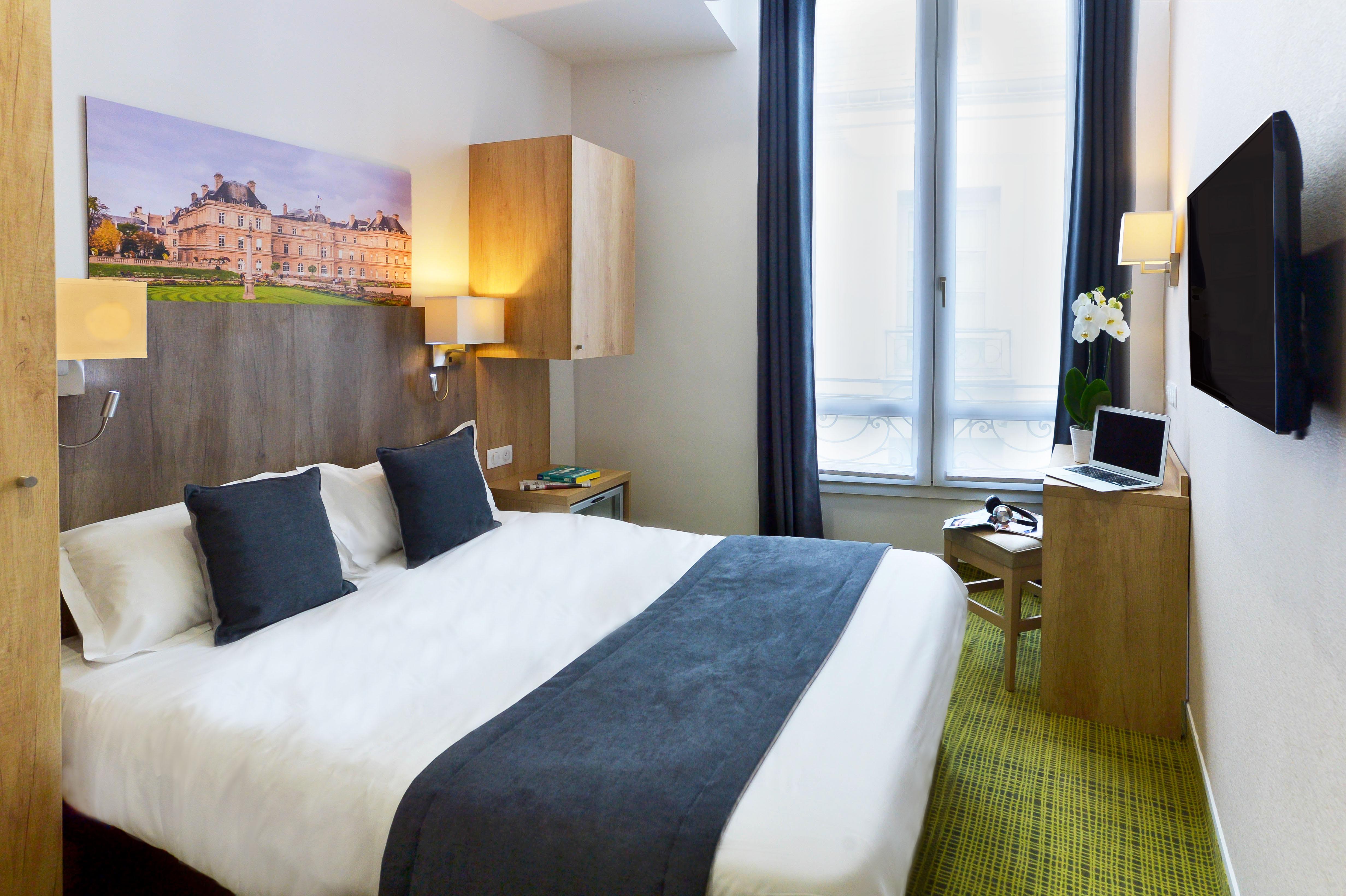 โฮเต็ล ยูเจอนี่ Hotel ปารีส ภายนอก รูปภาพ