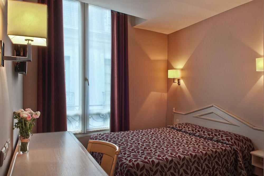 โฮเต็ล ยูเจอนี่ Hotel ปารีส ภายนอก รูปภาพ